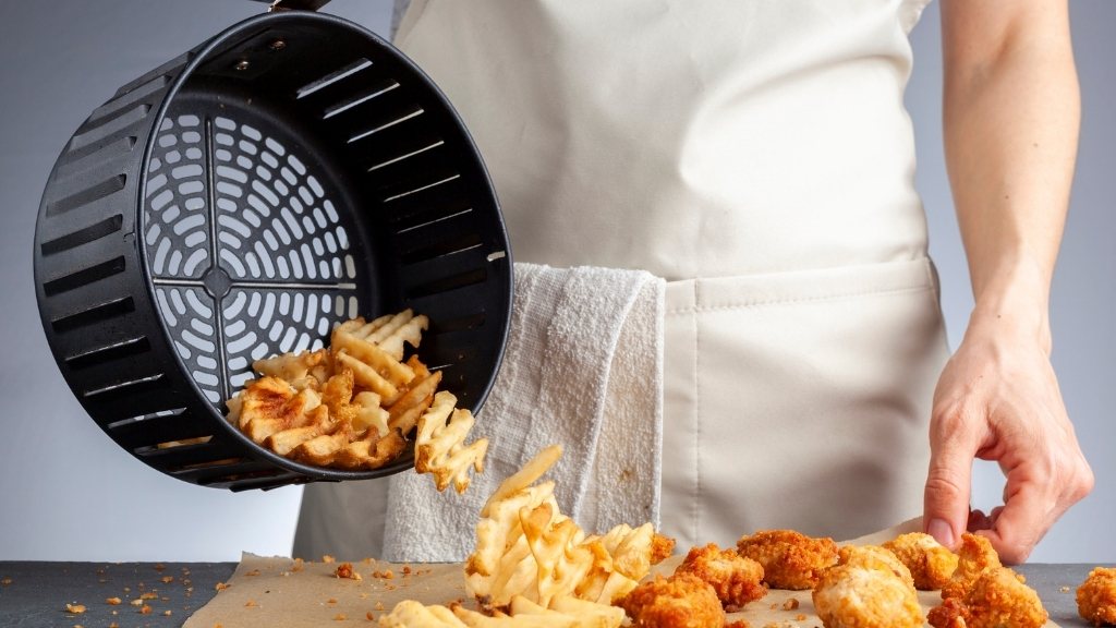Bäst i test airfryer - nyttigare friterad mat.
