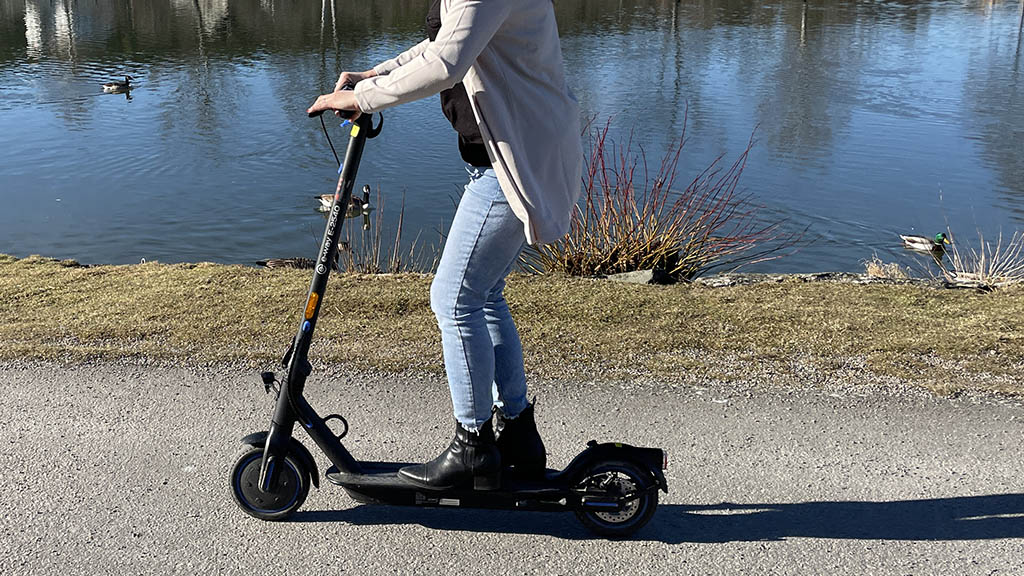 Bäst i test elscooter - se bästa elsparkcykeln.